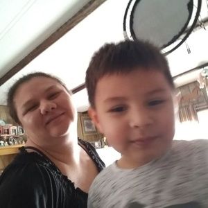 Meet your Posher, Monique